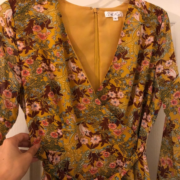 Wrap Style Chiffon Floral Dress - Picture 4 of 5